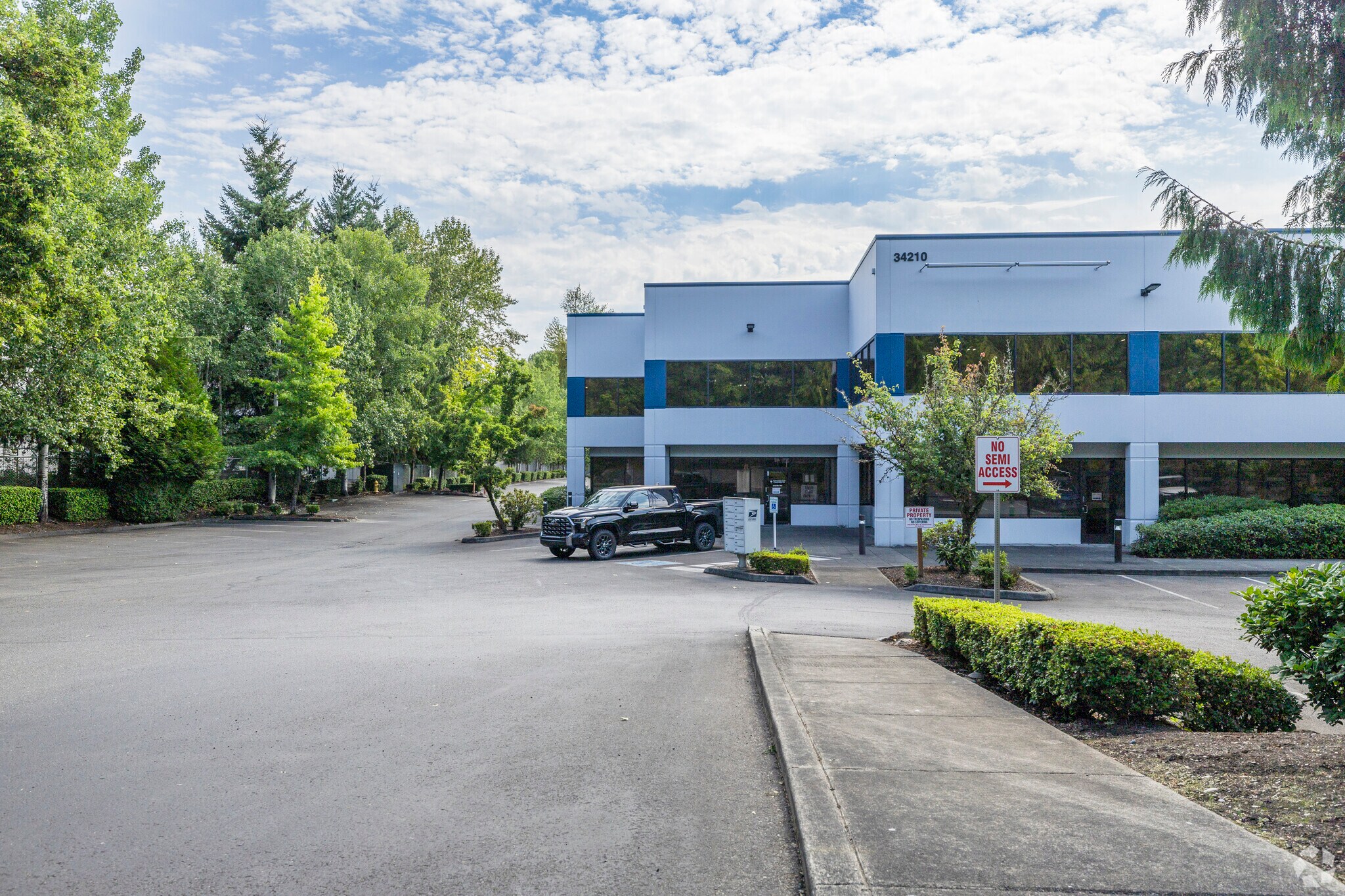 34210 9th Ave S, Federal Way, WA for Rent
