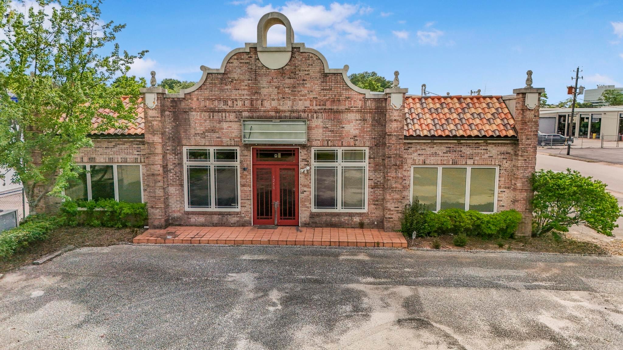 1250 W I-65 Service Rd S, Mobile, AL for Sale
