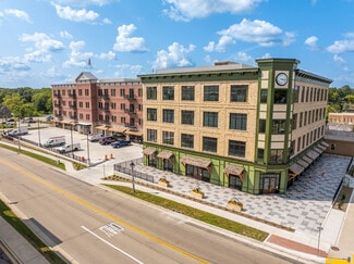 Delafield, WI Office - 705 N Genesee St