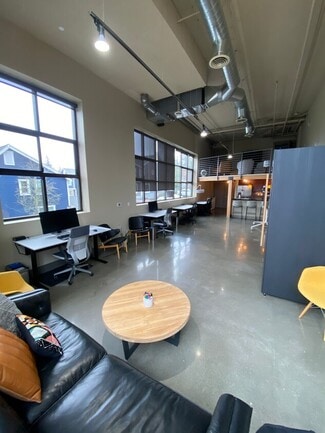 Issaquah, WA Office/Retail - 1886 25th Ave NE