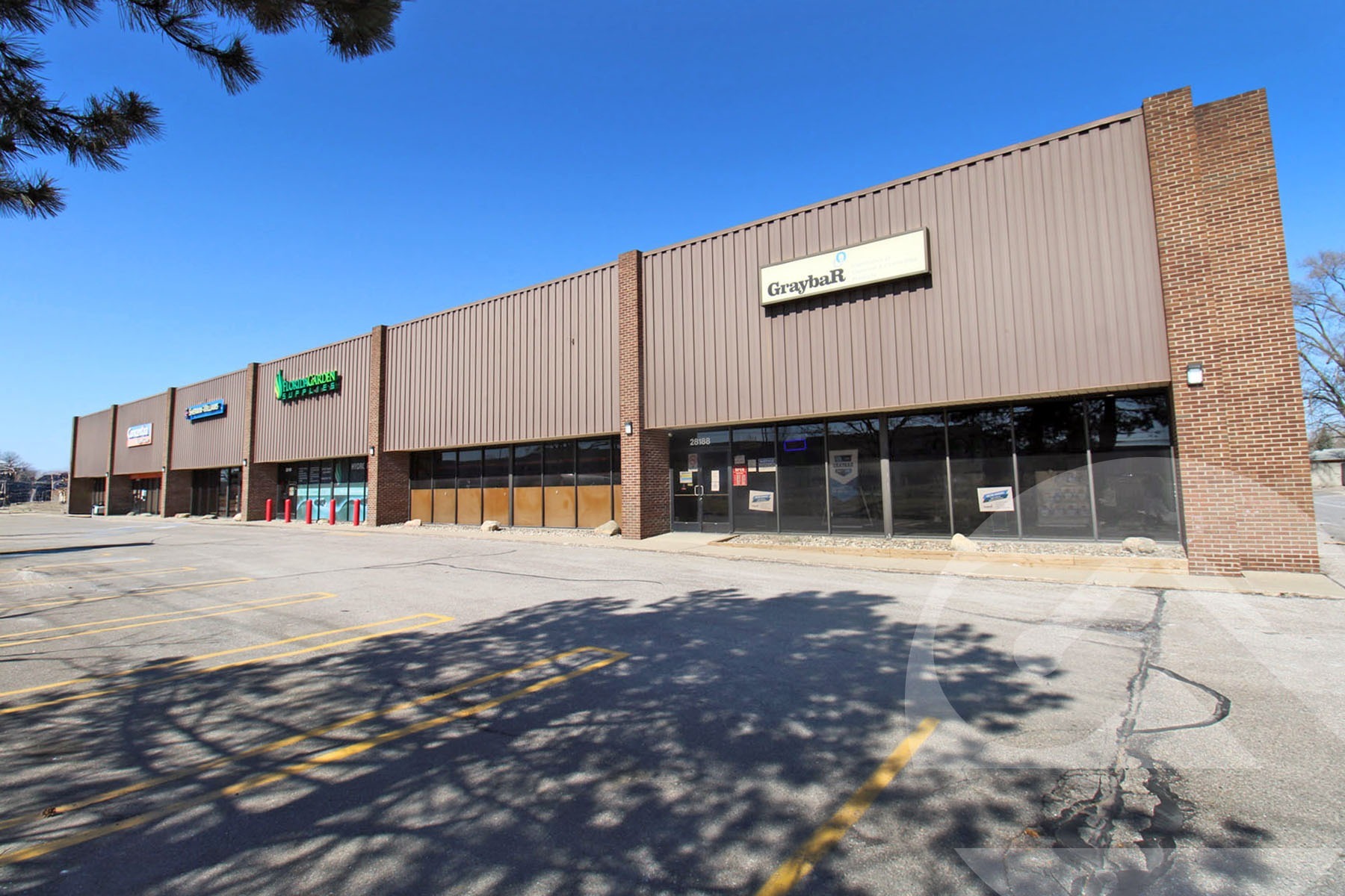 28188-28196 Schoolcraft Rd, Livonia, MI for Rent