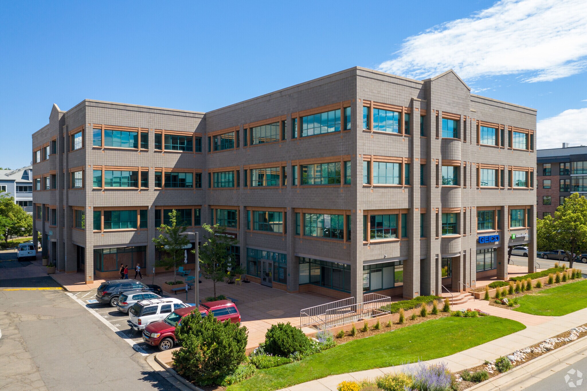 2425-2595 Canyon Blvd, Boulder, CO for Rent