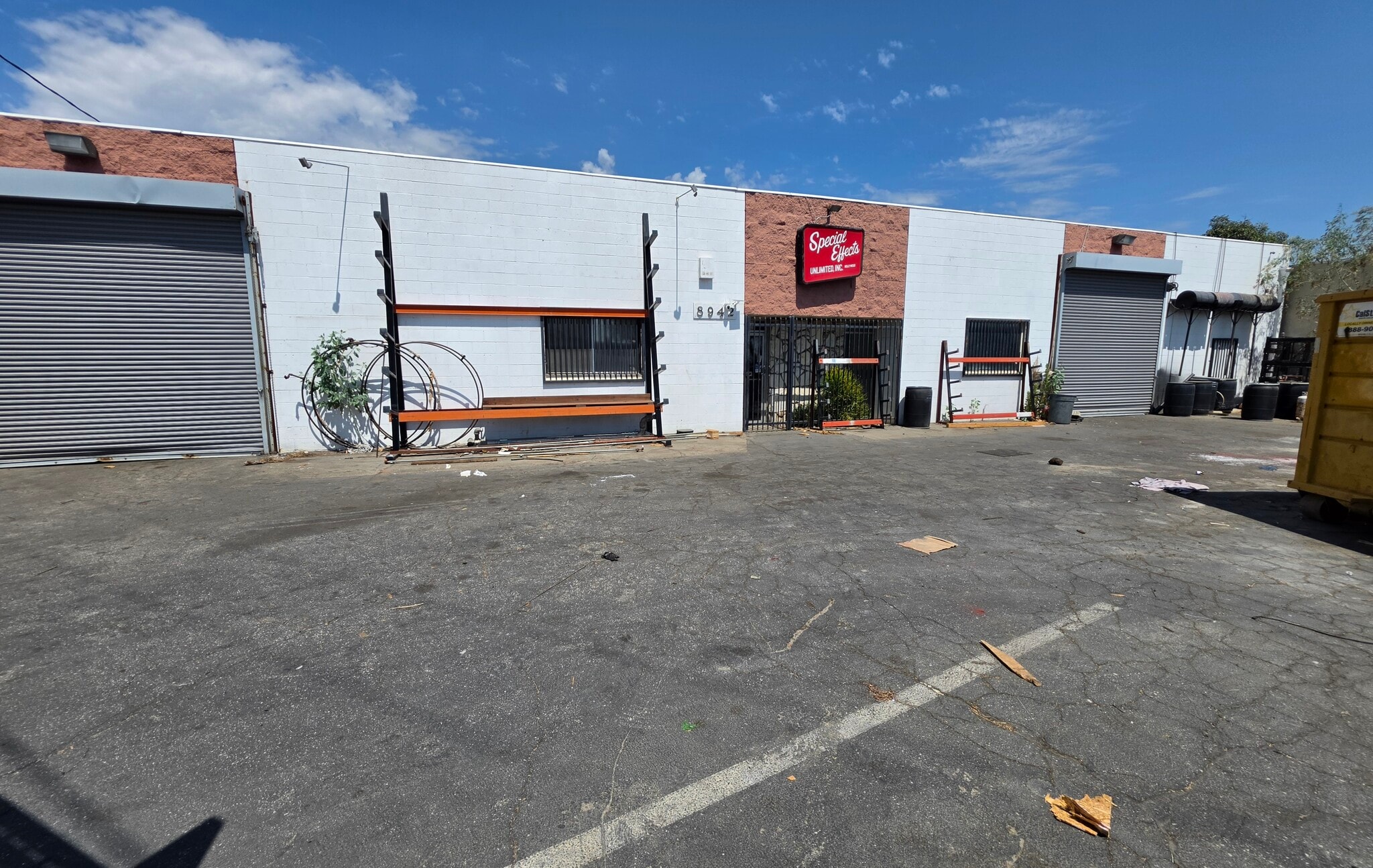 8942 Lankershim Blvd, Sun Valley, CA for Rent