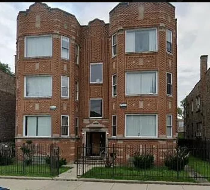 8136 S Marshfield Ave, Chicago, IL for Sale