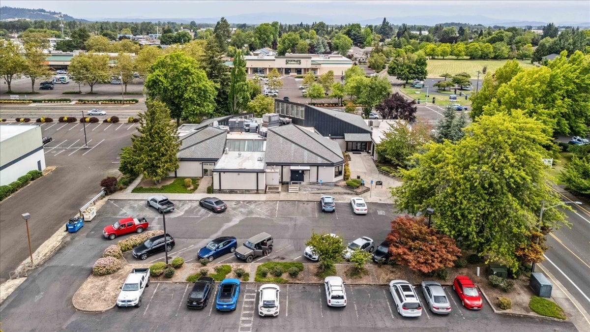 1390 Waverly Dr SE, Albany, OR for Rent