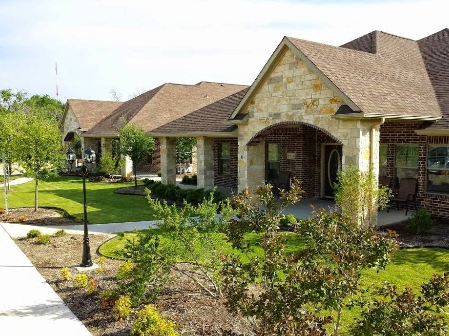 3250 N Garland Ave, Garland, TX for Sale