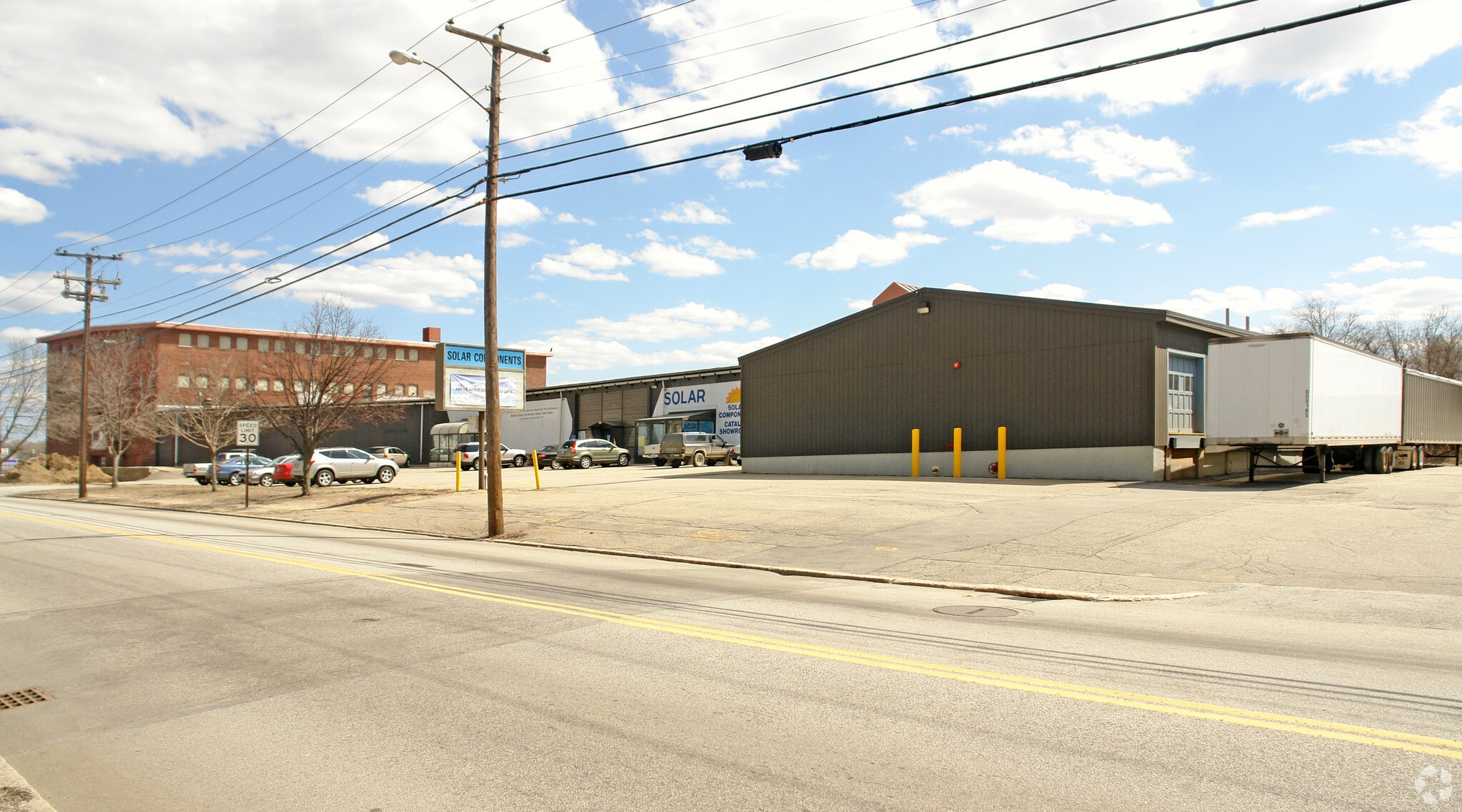 121 Valley St, Manchester, NH for Sale