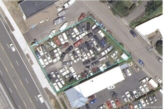 Milwaukie, OR Commercial - 17840 SE McLoughlin Blvd