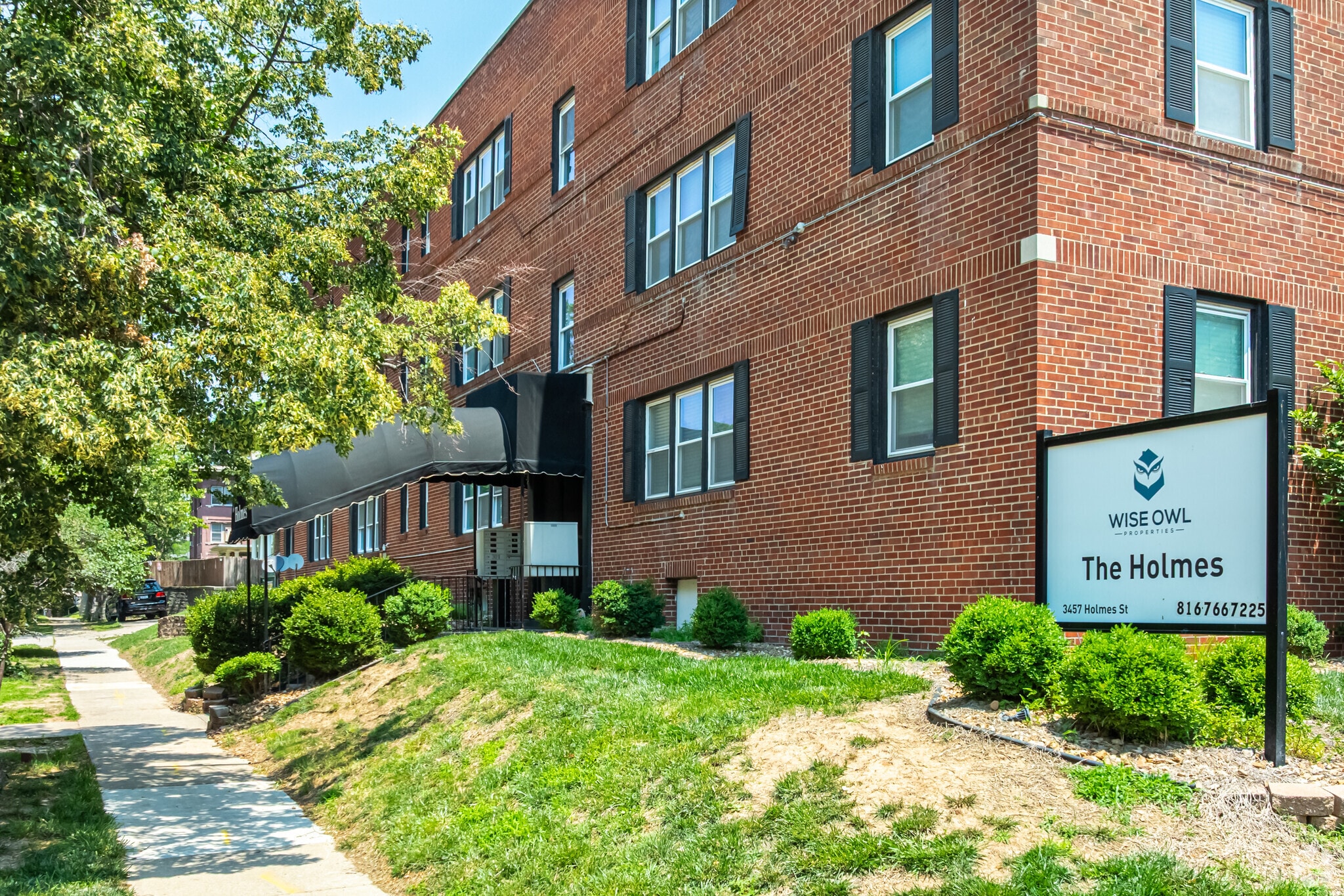 3457 Holmes St, Kansas City, MO for Sale
