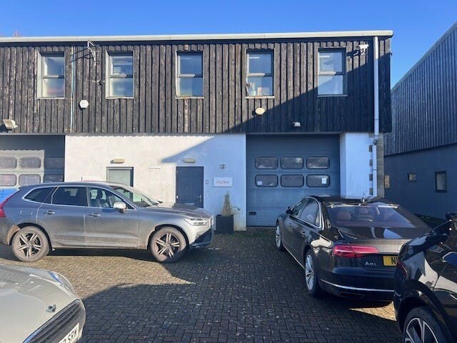 1 Sandpool Farm, Poole Keynes, GLS for Rent