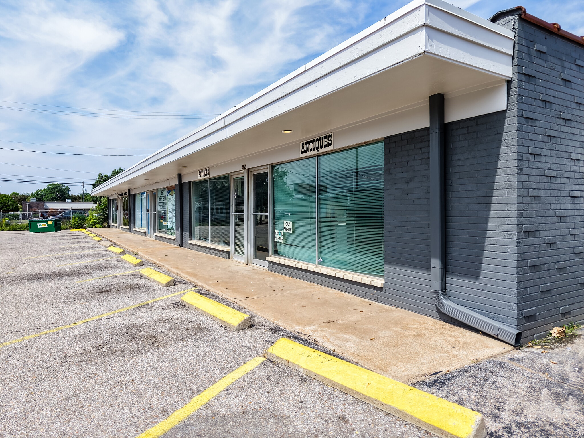 415 S Hydraulic St, Wichita, KS for Sale