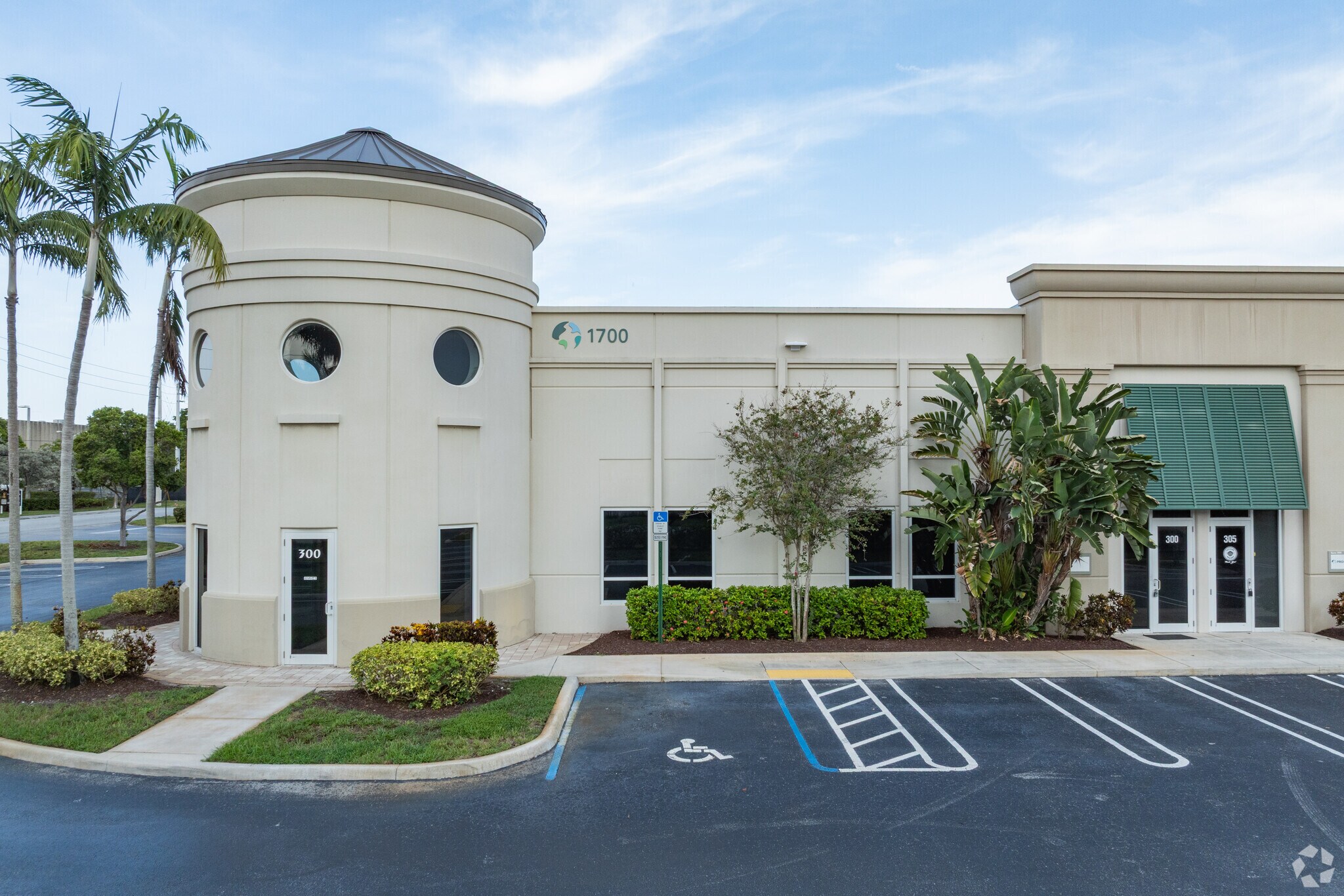 1700 NW 15th Ave, Pompano Beach, FL for Rent
