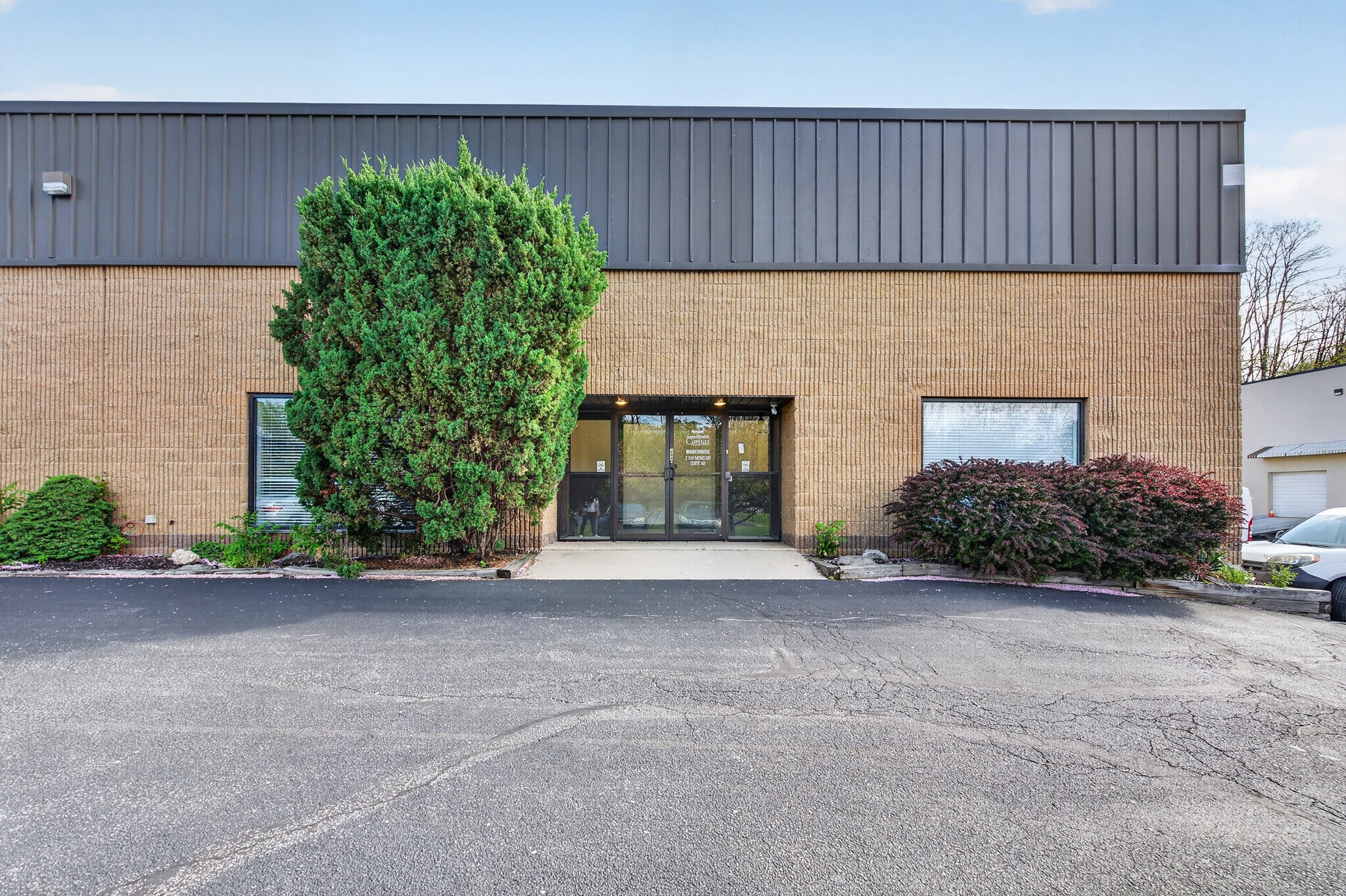 2 Raymond Dr, Havertown, PA for Rent