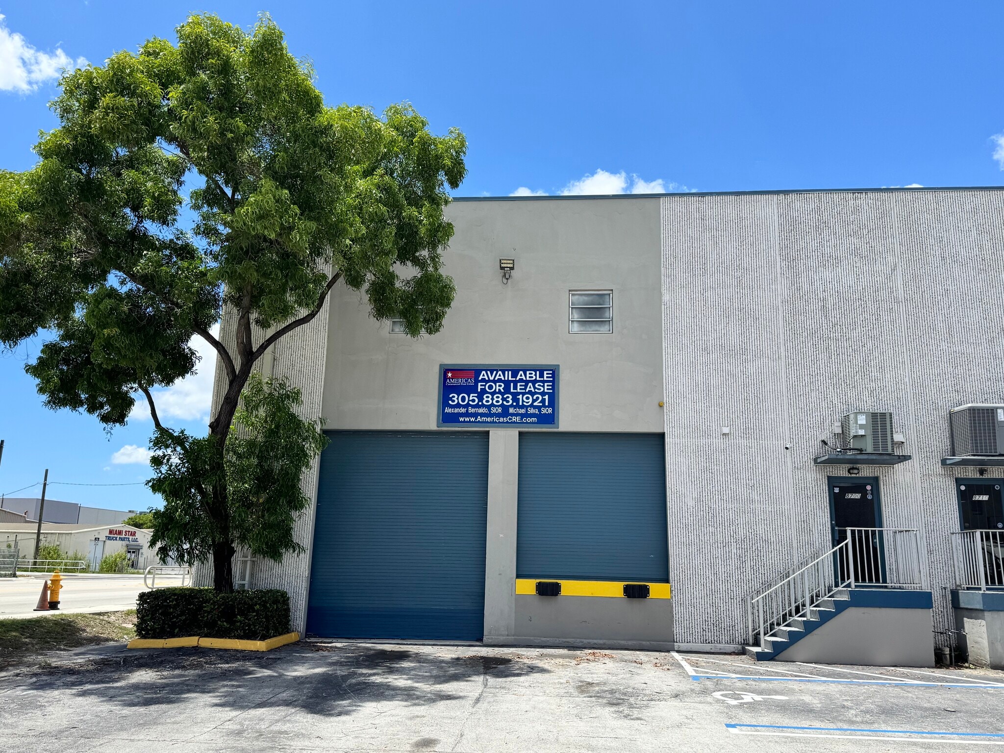 8700-8796 NW 100th St, Medley, FL for Rent