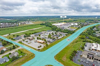 Bellevue, NE Retail - 3608-3808 Twin Creek Dr
