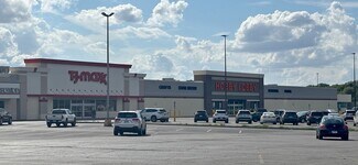Macomb, IL Retail - 1325 E Jackson St