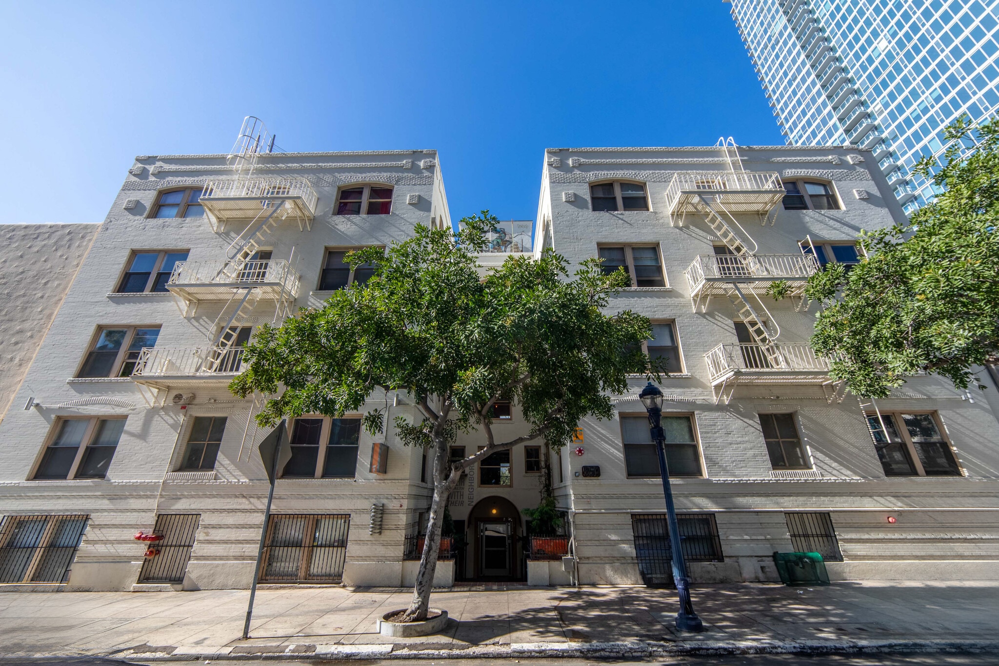 950 9th Ave, San Diego, CA for Sale