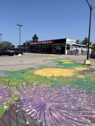 Toronto, ON Retail - 950 Albion Rd