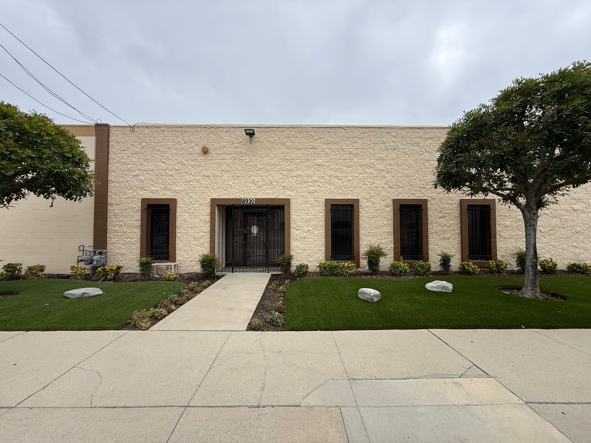 8930 Quartz Ave, Northridge, CA for Rent