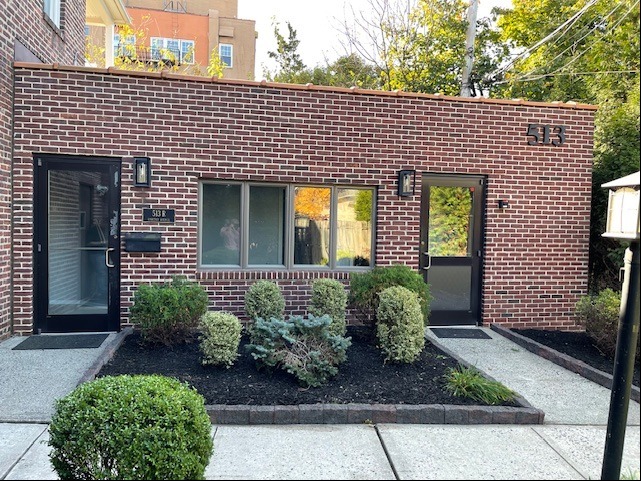 513R Raritan Ave, Highland Park, NJ for Rent