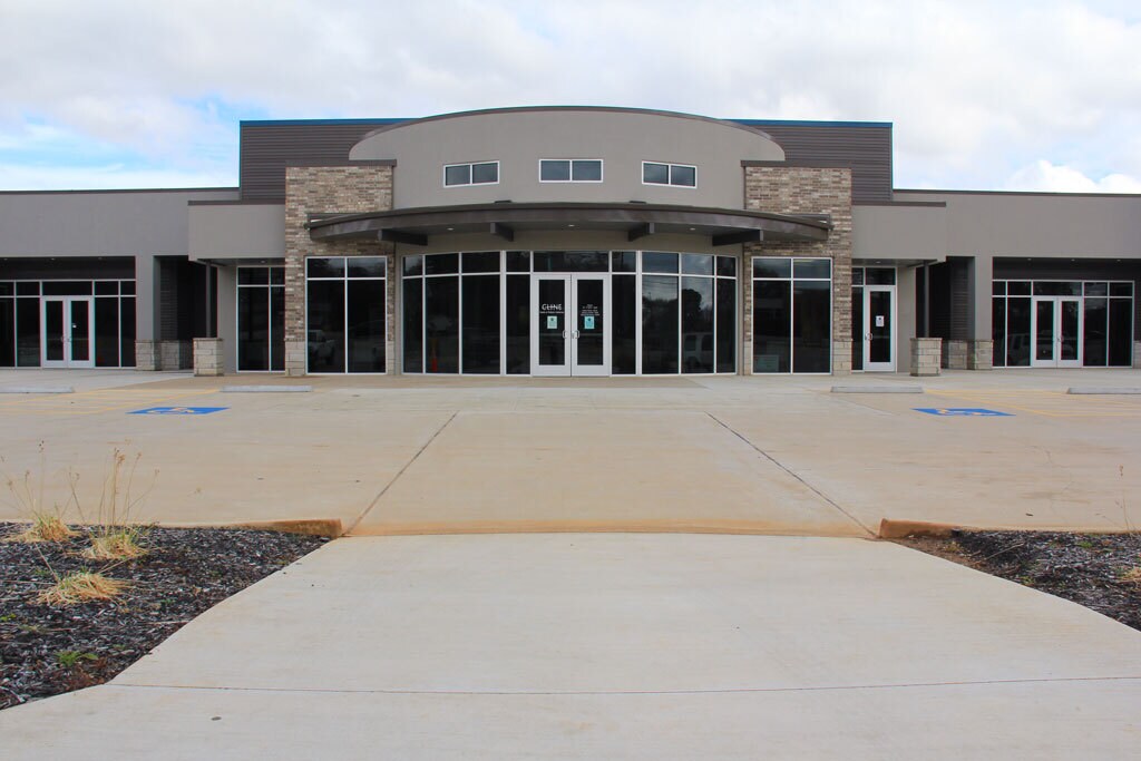 1400 N Dickinson Dr, Rusk, TX for Rent