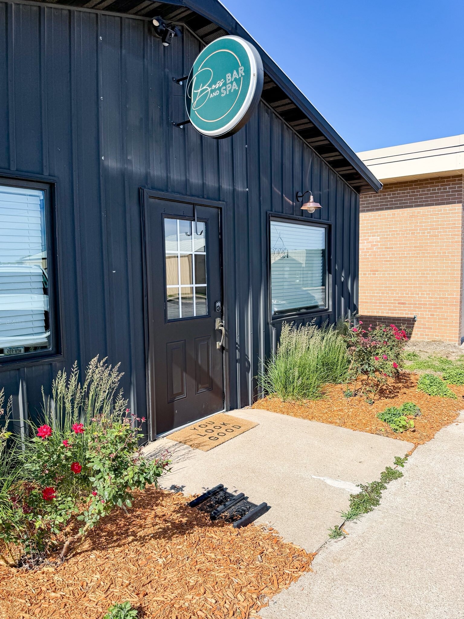 138 3rd St, Underwood, IA for Sale
