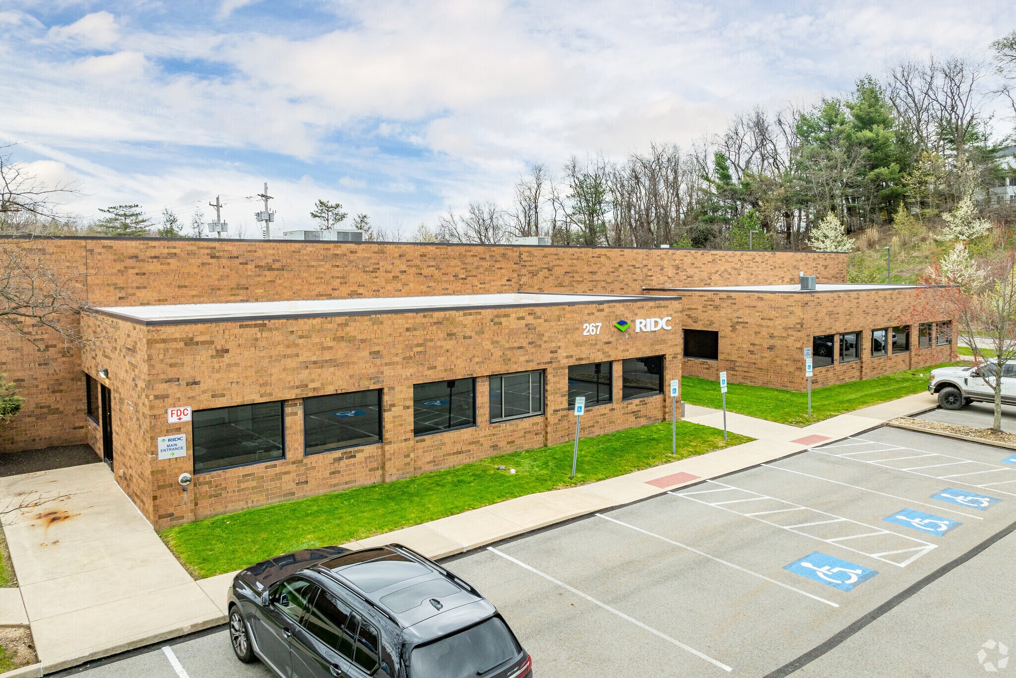 267-271 Kappa Dr, Pittsburgh, PA for Rent