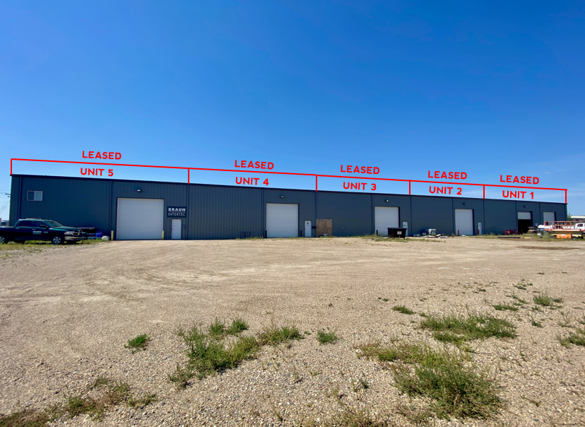 5806 Baldwin Ln, Williston, ND for Sale