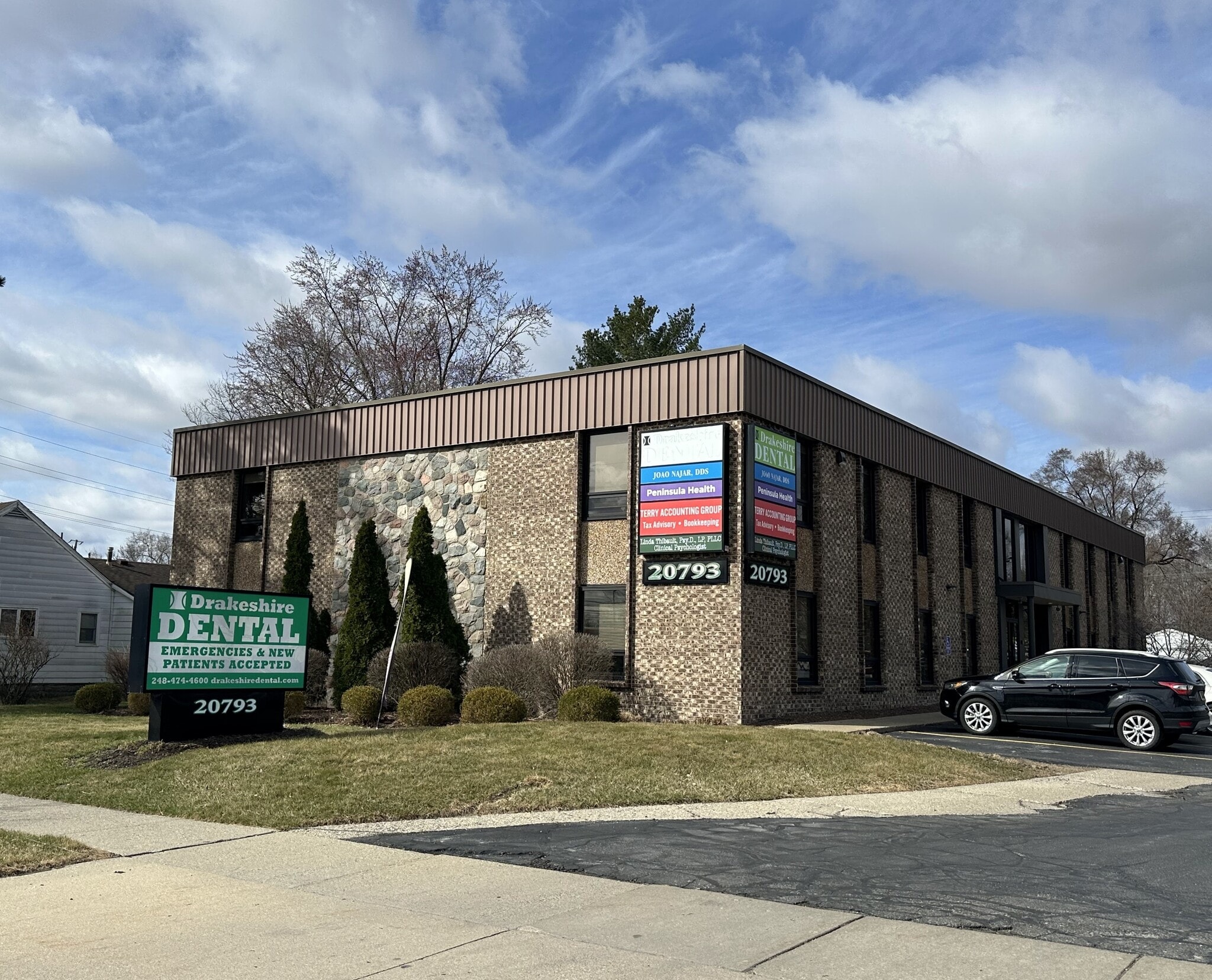 20793 Farmington Rd, Farmington Hills, MI for Rent