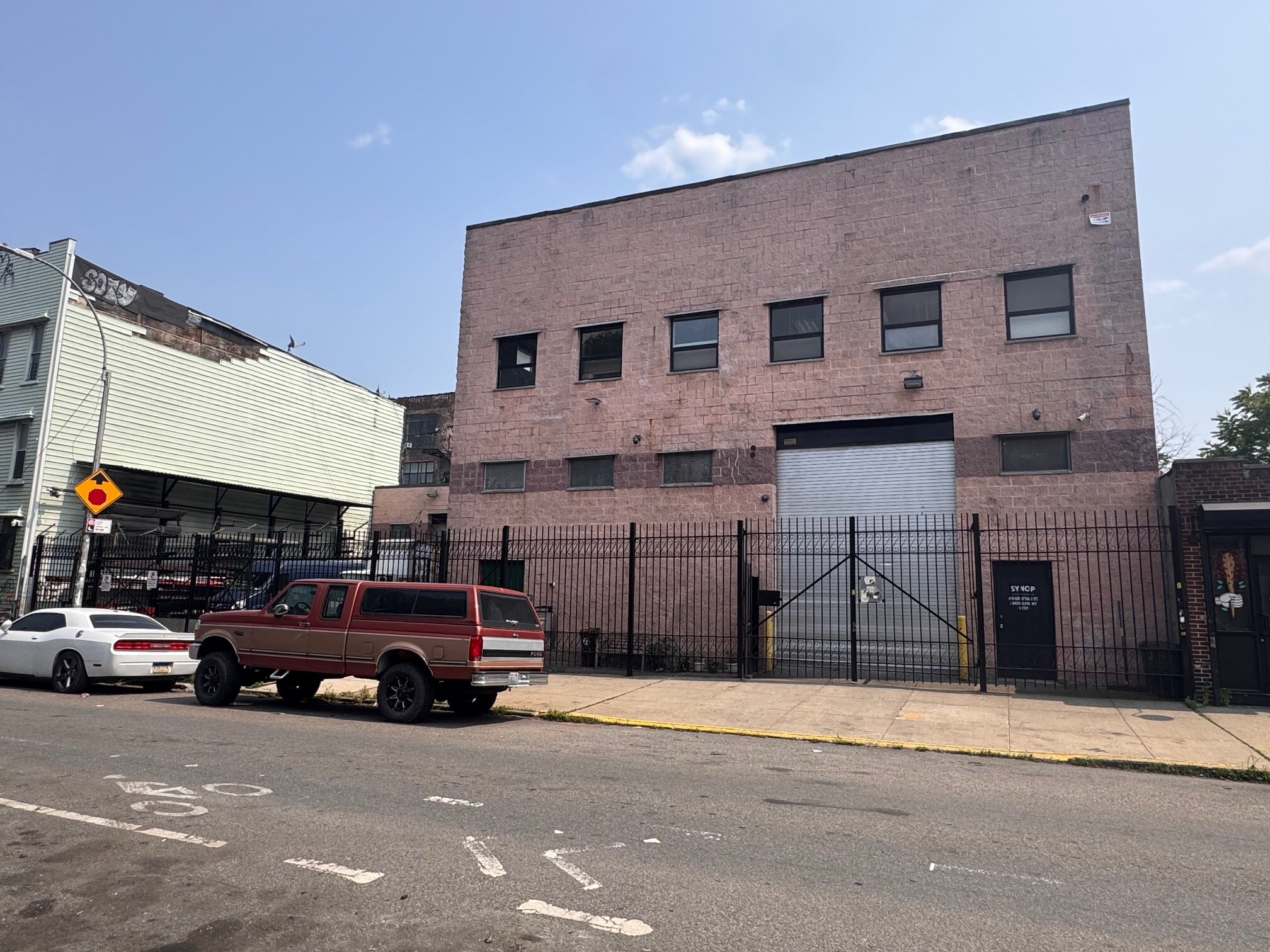 48 Grattan St, Brooklyn, NY for Rent