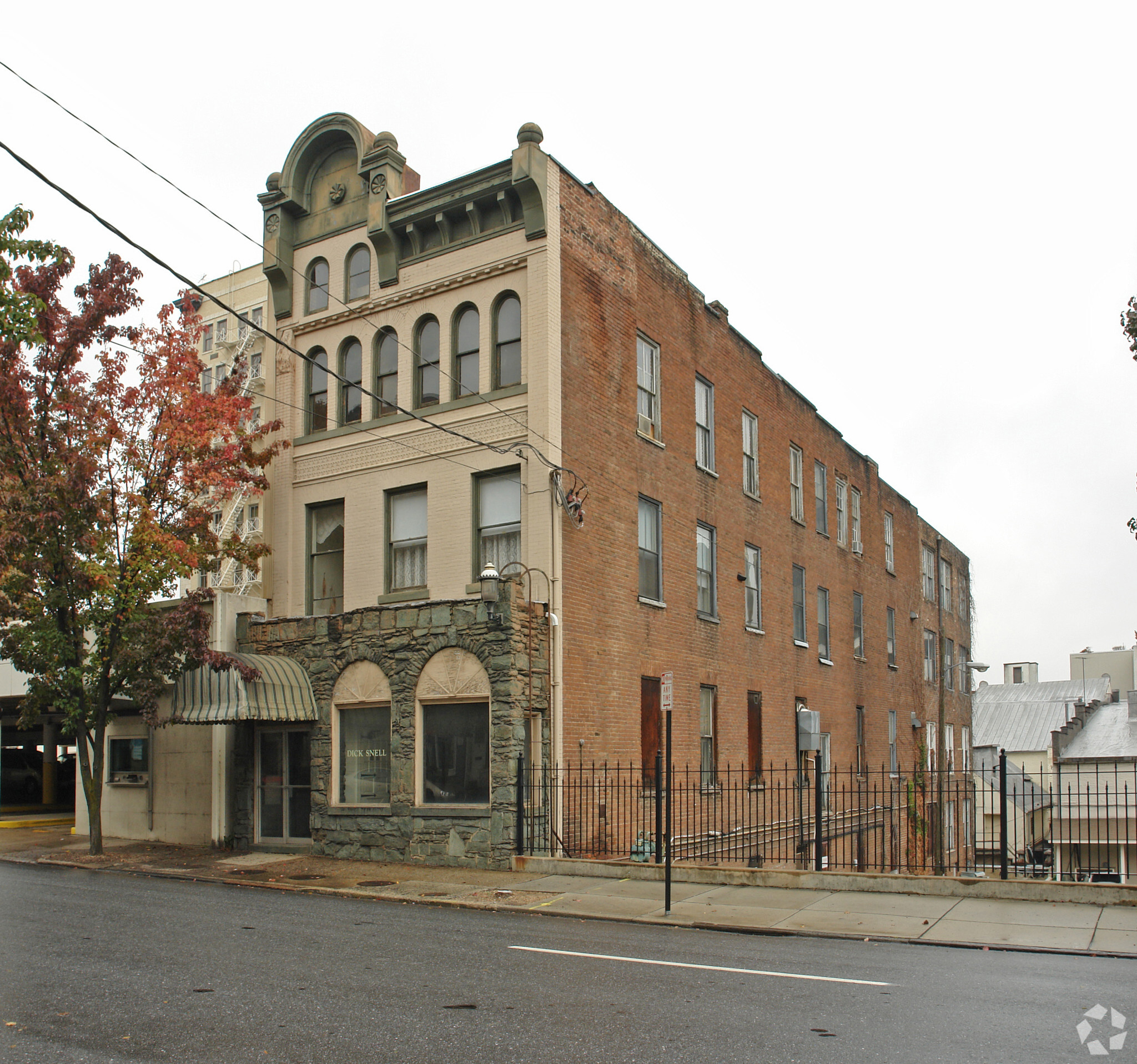 820 Church St, Lynchburg, VA for Rent