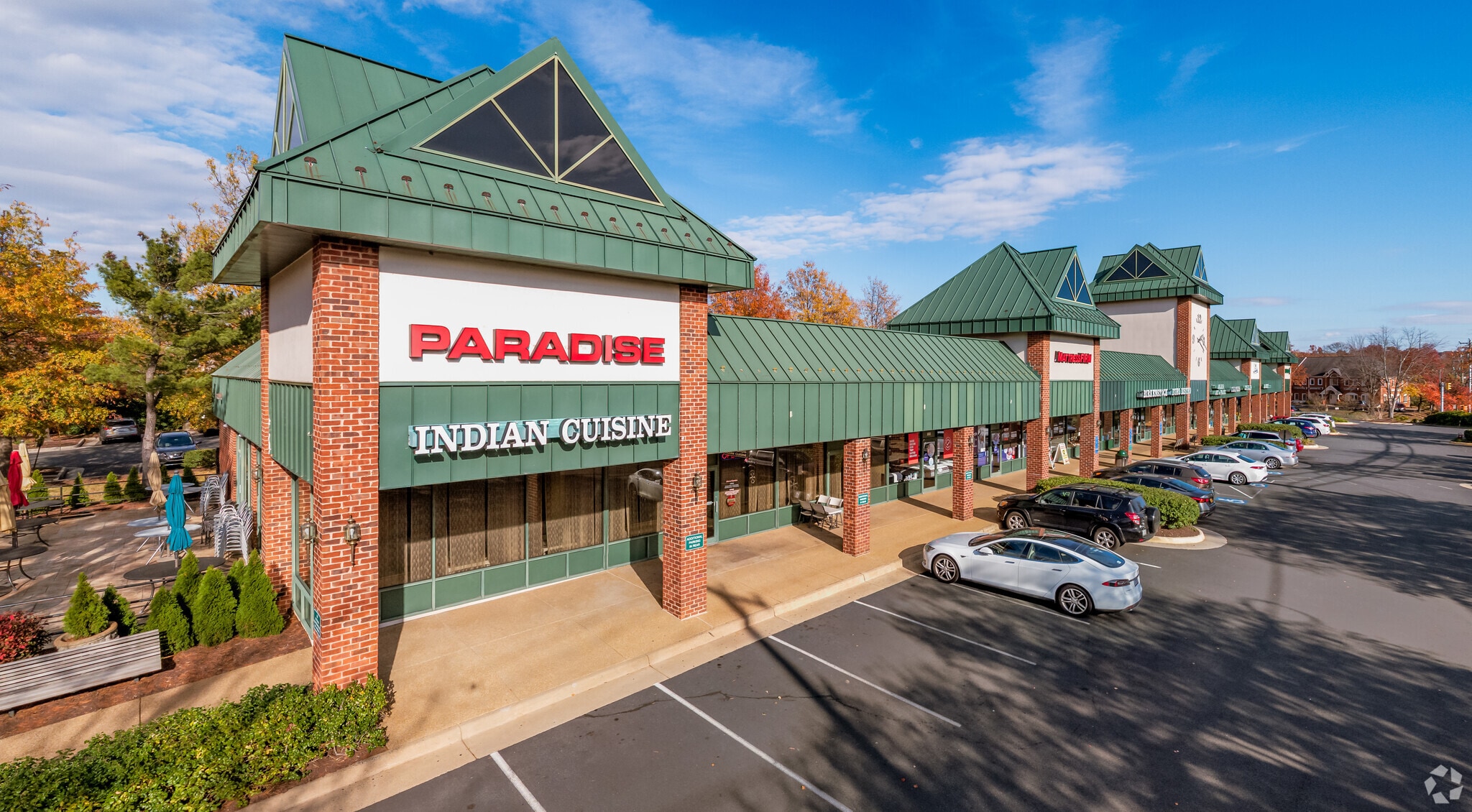 300328 Elden St Herndon, VA 20170 Shopping Center Property for Lease