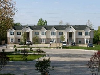 Bloomington, IN Apartments - 3800 E McCracken Way