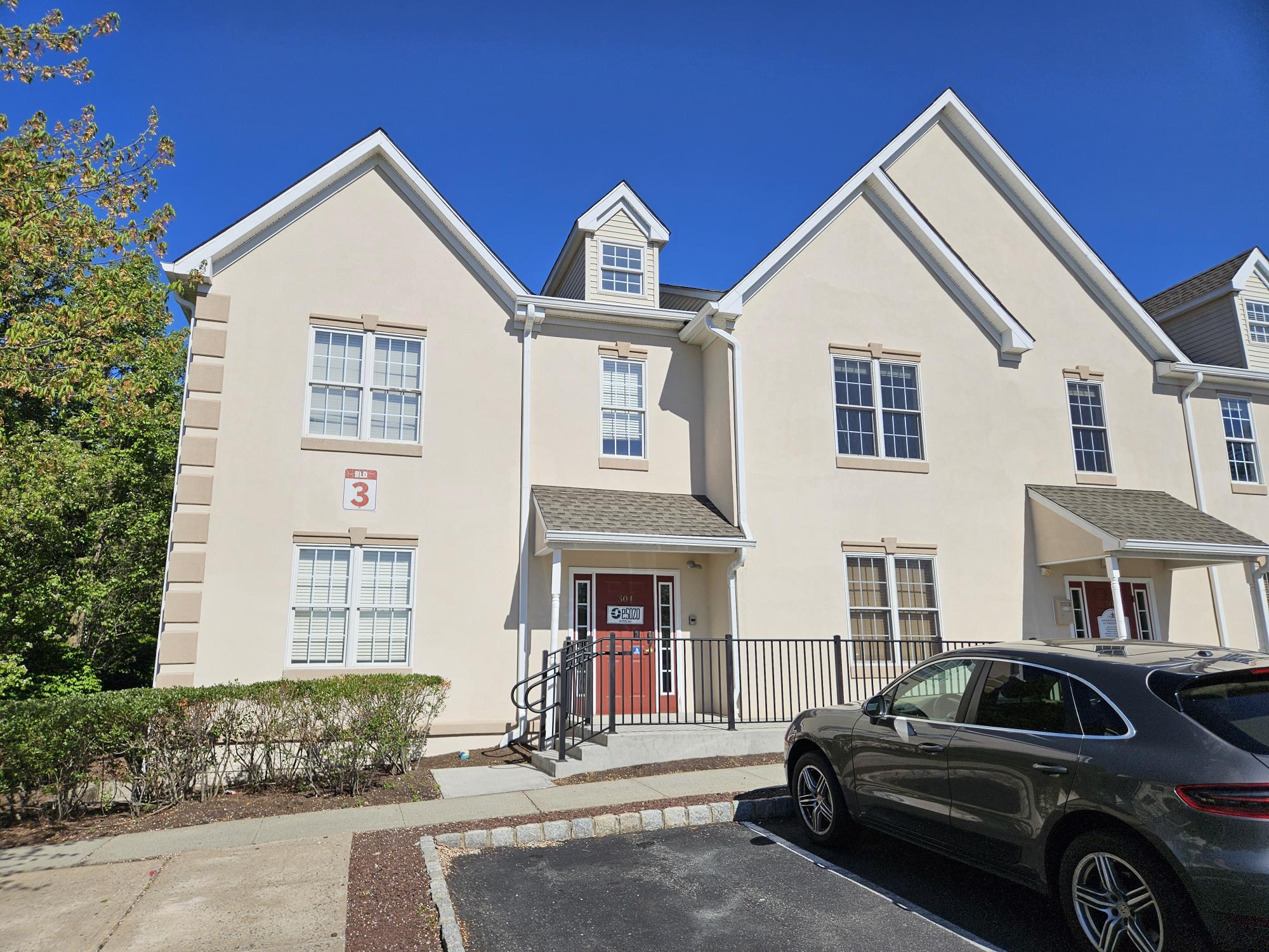 4 Walter Foran Blvd, Flemington, NJ for Rent