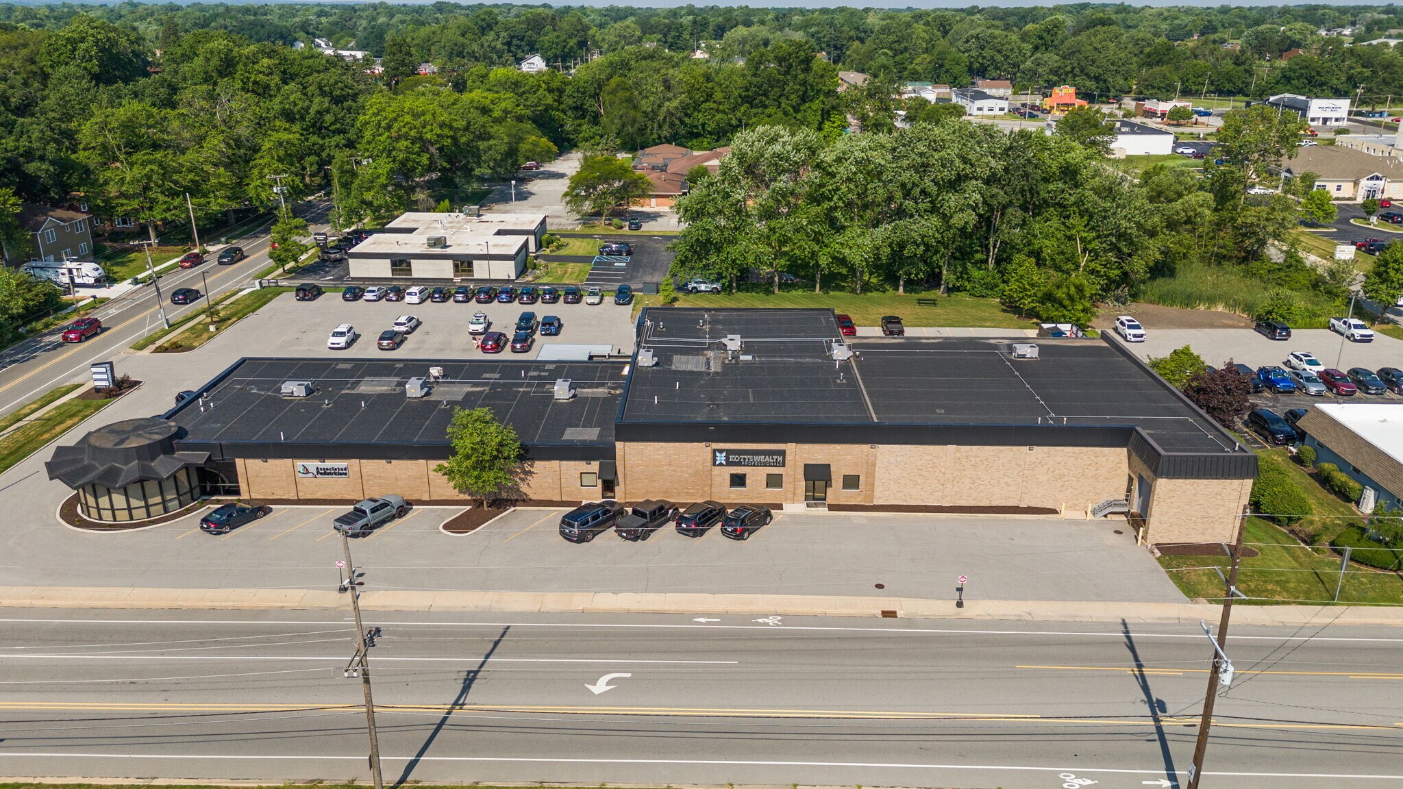 1111 Glendale Blvd, Valparaiso, IN for Rent