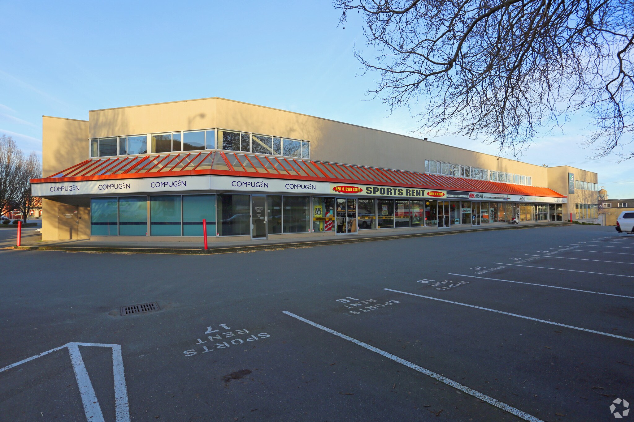 1950-1960 Government St, Victoria, BC for Rent