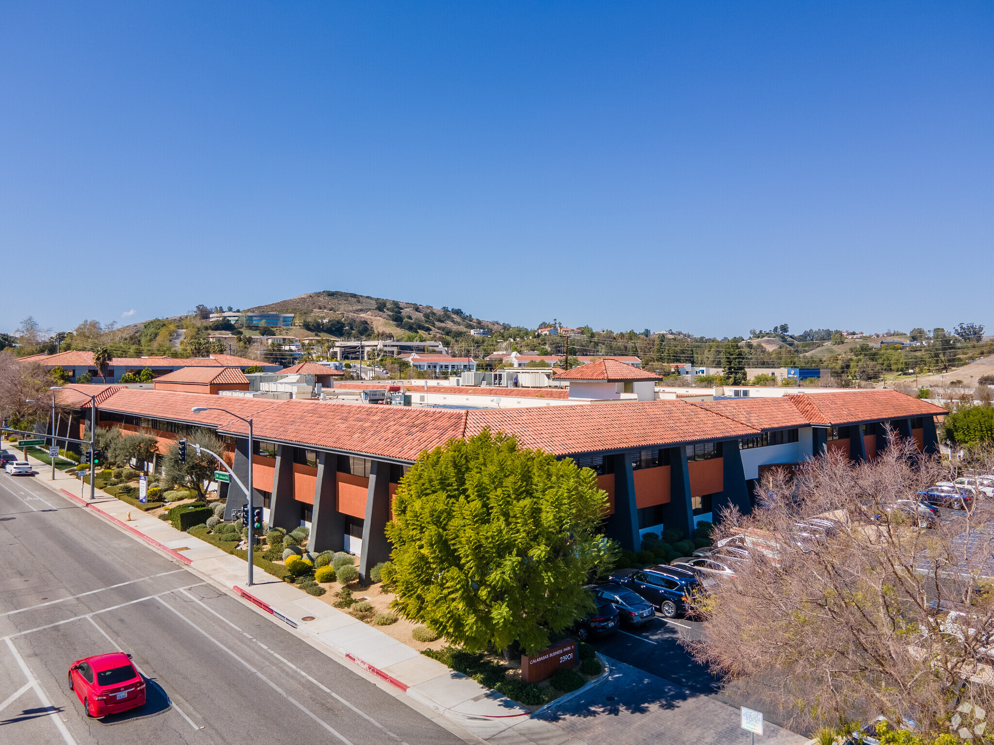 23901 Calabasas Rd, Calabasas, CA for Rent