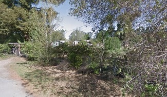 Los Alamos, CA Commercial Land - 165 Leslie St