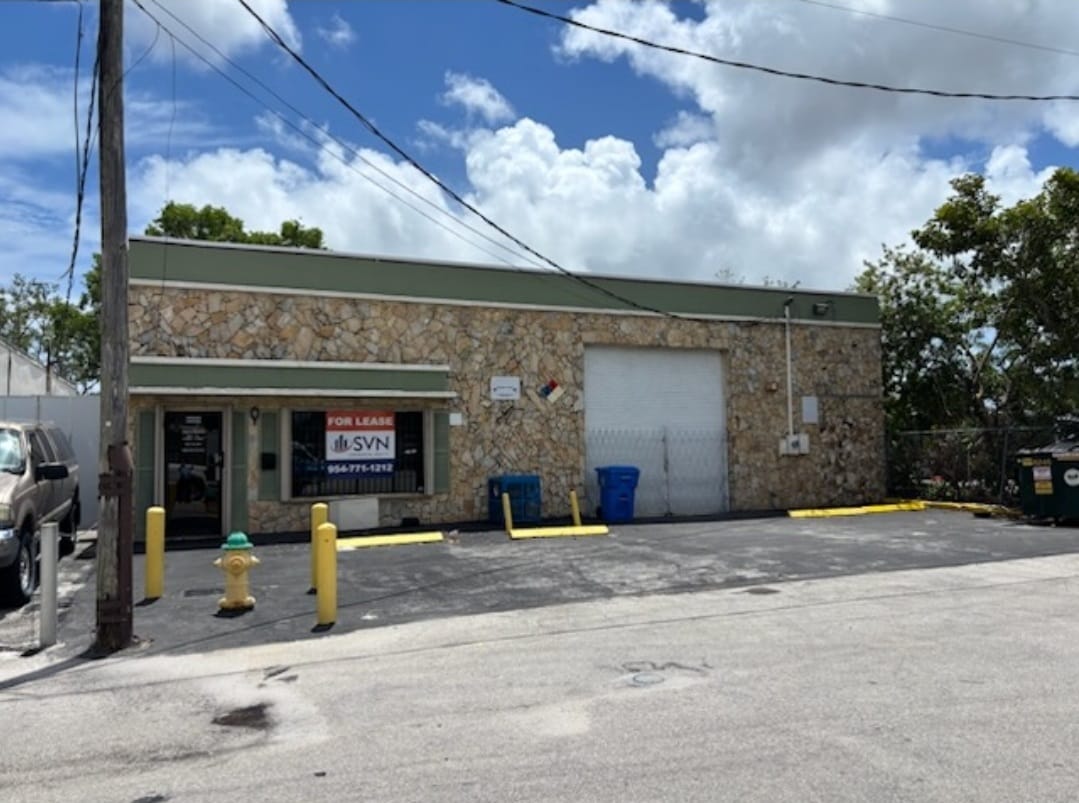 3000 NW 23rd Ave, Oakland Park, FL for Rent