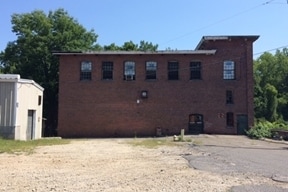 16 E Main St  
