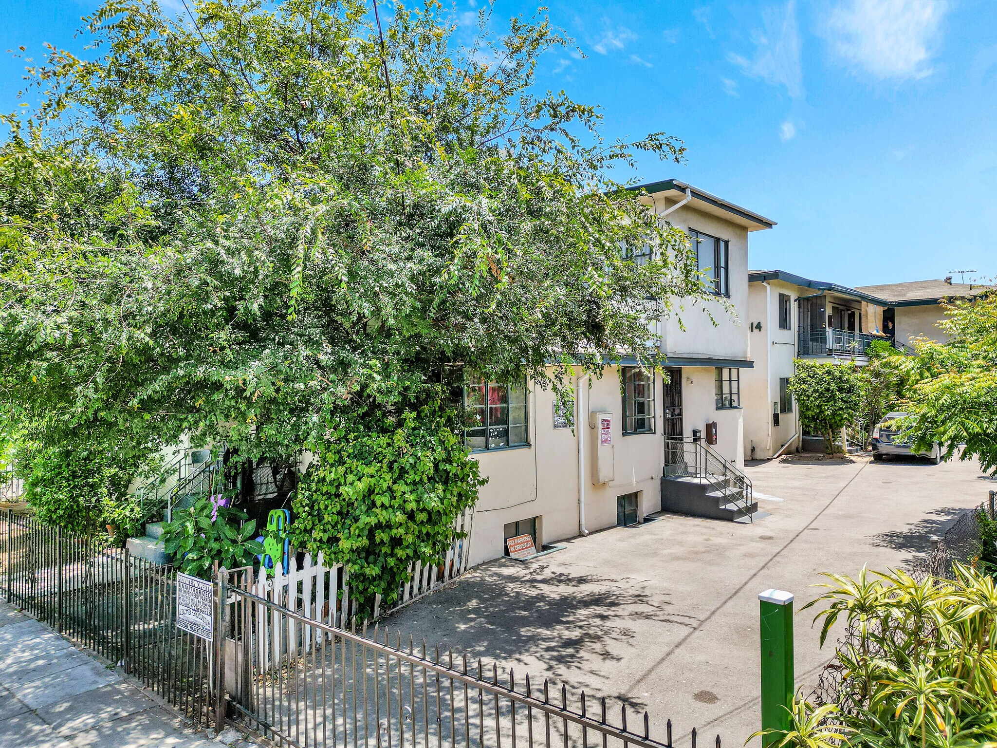 4412 E Lockwood Ave, Los Angeles, CA for Sale