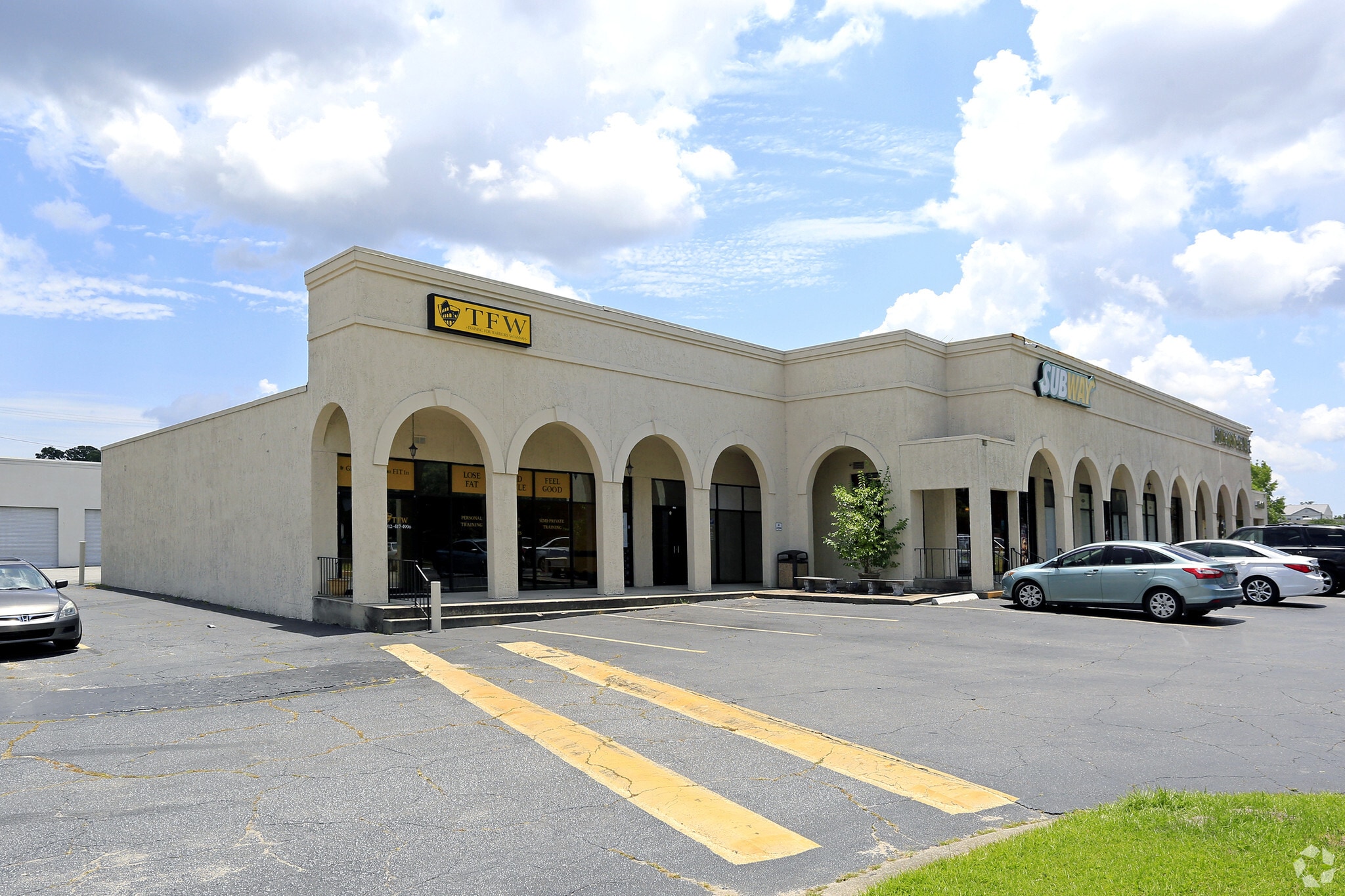 5500 White Bluff Rd, Savannah, GA for Rent