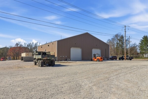 1018 Abiff Rd, Bon Aqua, TN for Sale