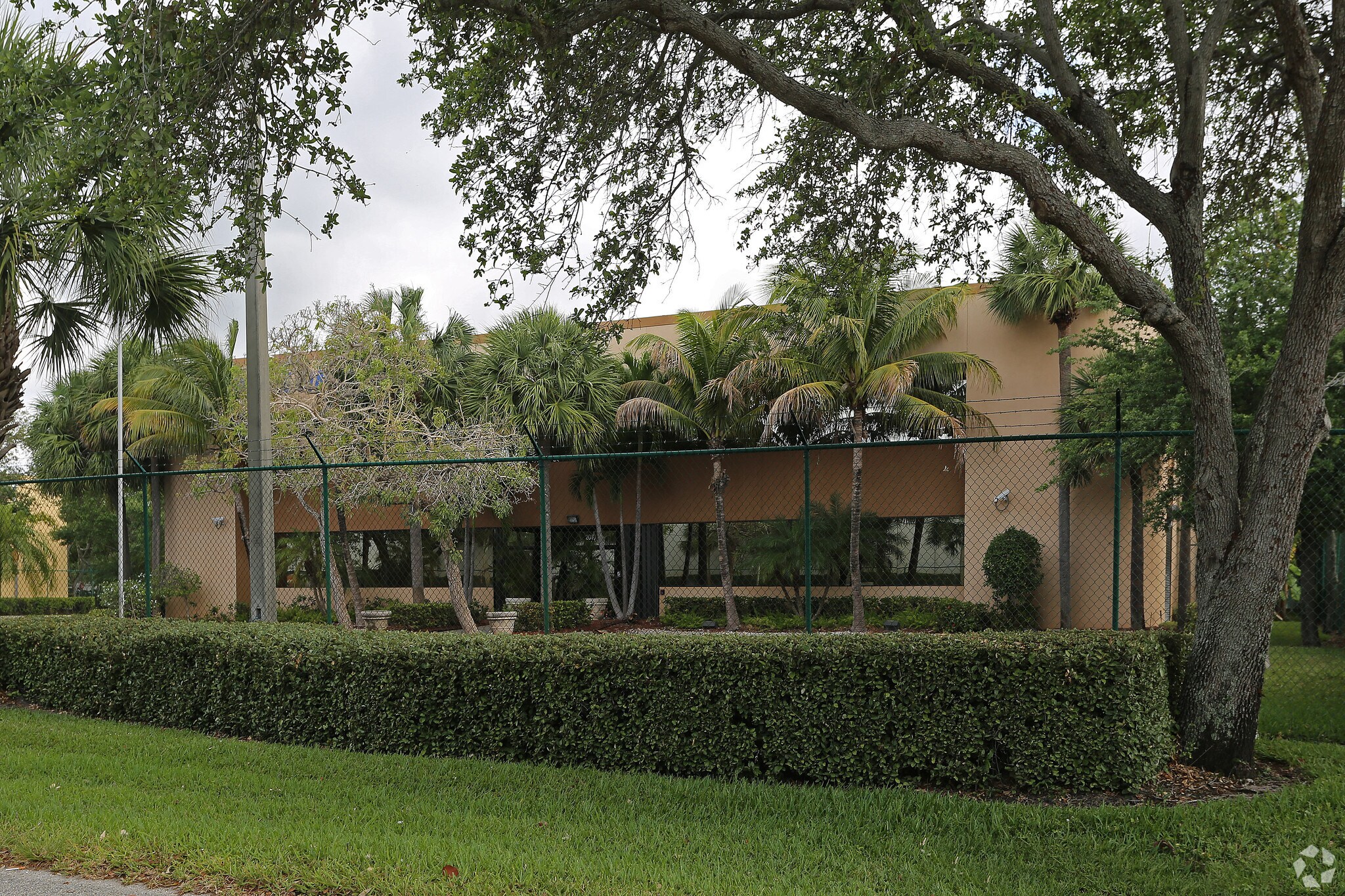 2010 Seabird Way, Riviera Beach, FL for Rent