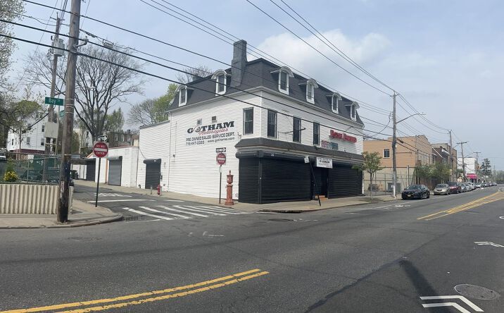 440-442 Bay St, Staten Island, NY for Sale