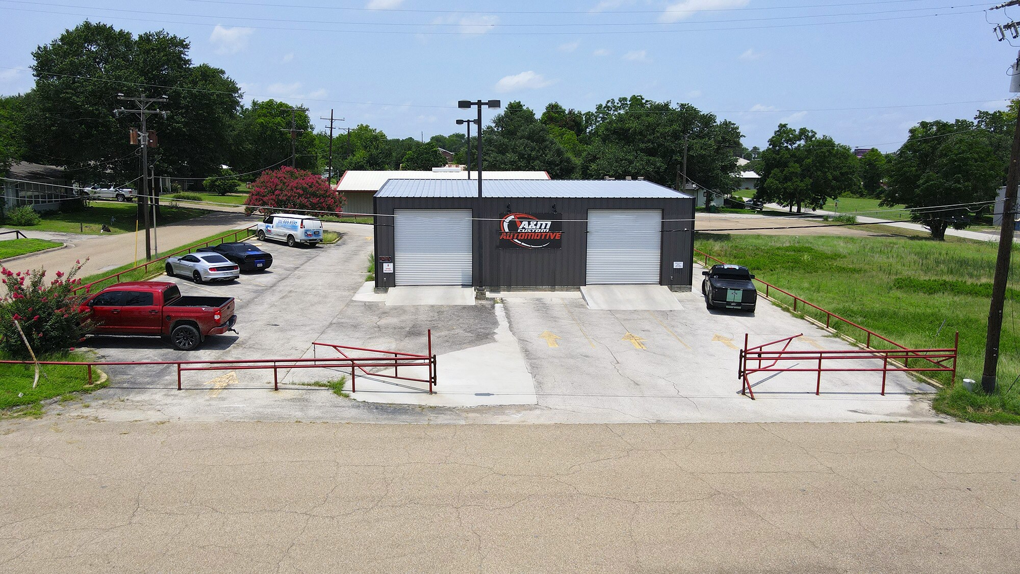 207 Cottonwood st, Madisonville, TX for Sale