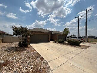 New Braunfels, TX Apartments - 698 Saengerhalle Rd