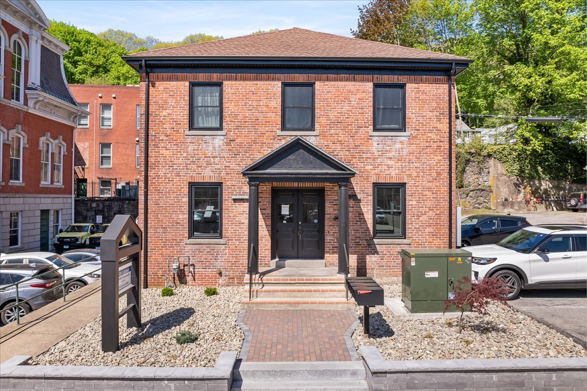 110 Broadway, Norwich, CT for Rent