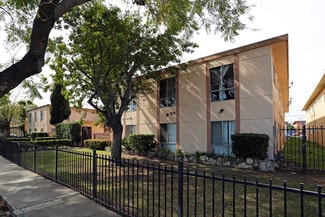 Santa Ana, CA Apartments - 1426 Minnie St