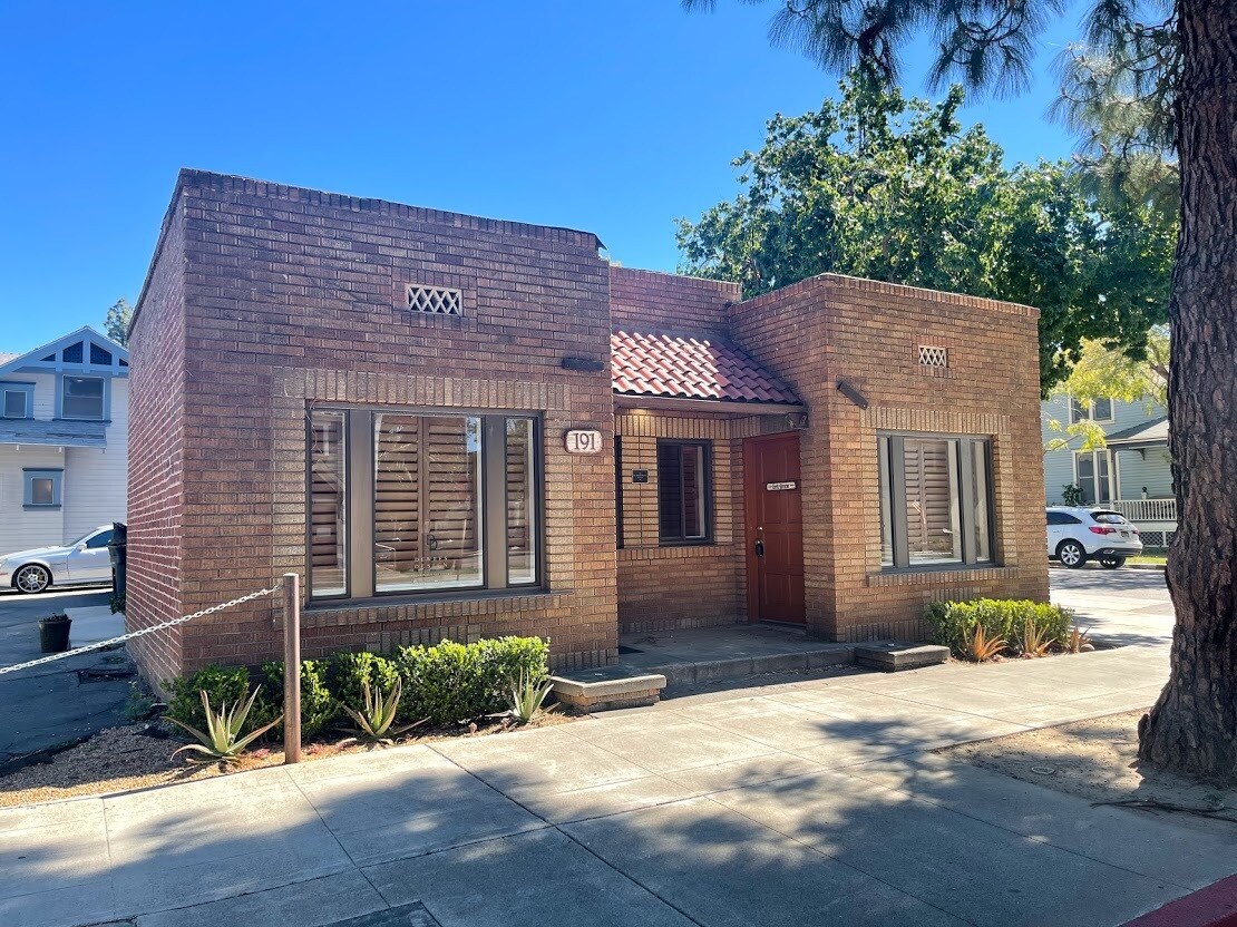 191 S Orange St, Orange, CA for Rent